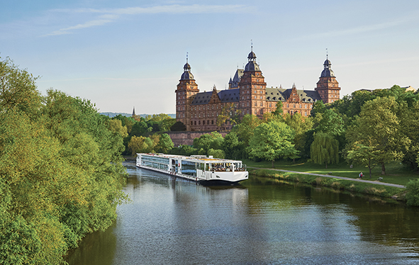 Viking Longship sailing  near Schloss Johannisburg in Aschaffenburg