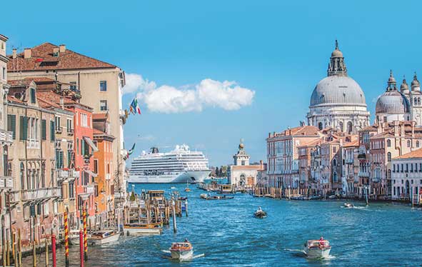 Hemispheres: Fill Your Bucket List with Our Readers’ Choice Awards