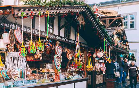 Mary Quincy at Xmas, Koblenz